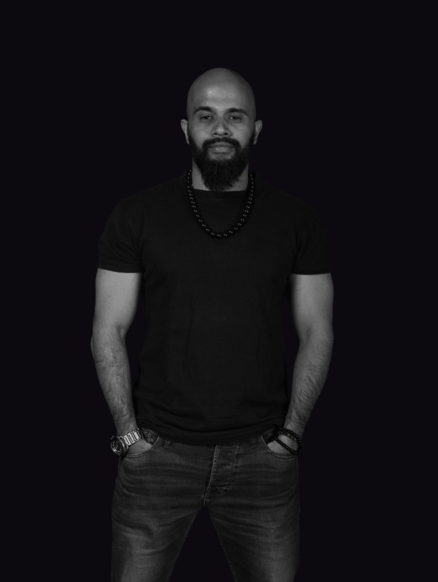 Portrait of Vishak Moopar